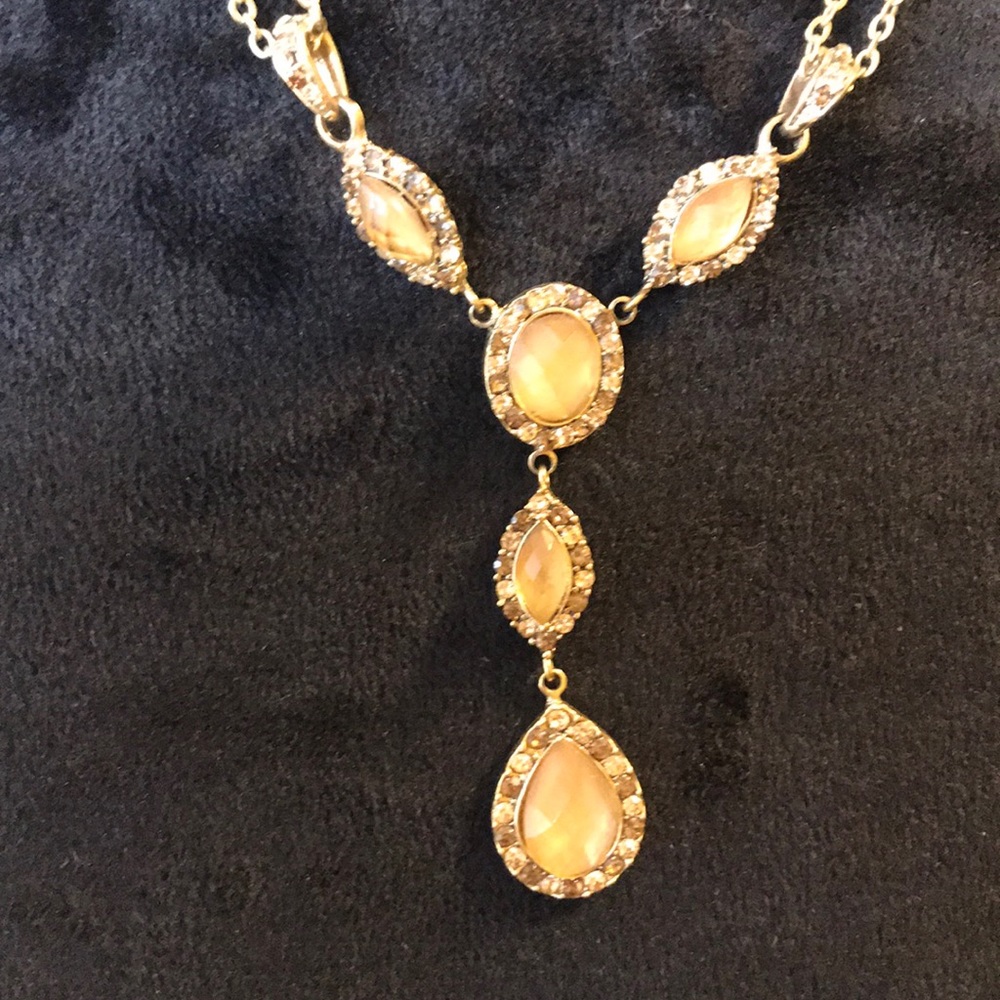 Necklace - Picture 2 of 4